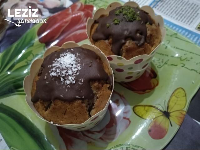 Çikolata Soslu Havuçlu Muffin
