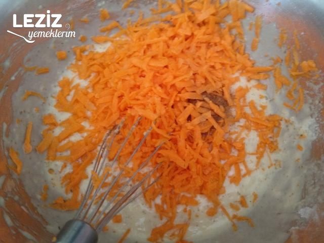 Çikolata Soslu Havuçlu Muffin