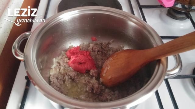 Kıymalı Bamya Yemeği Tarifi