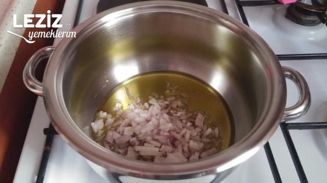 Kıymalı Bamya Yemeği Tarifi