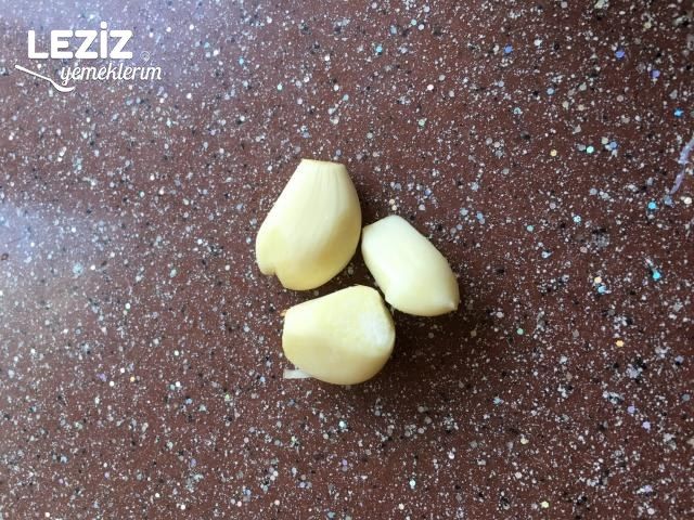 Çörekotlu Kekikli Yayla Çorbası