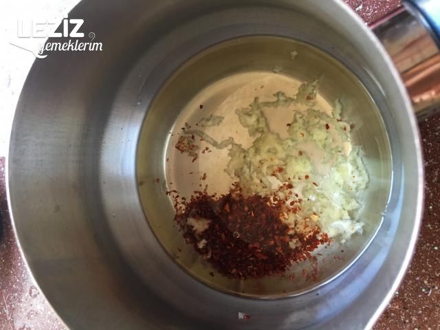 Çörekotlu Kekikli Yayla Çorbası