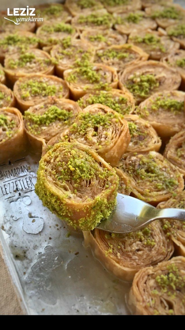 Saray Sarması Baklava