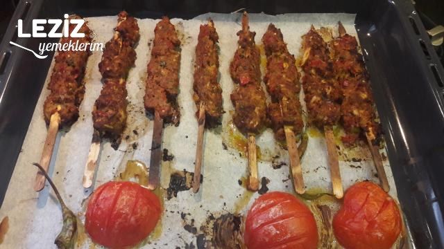 Bulgur Pilavlı Çöp Şiş Köfte