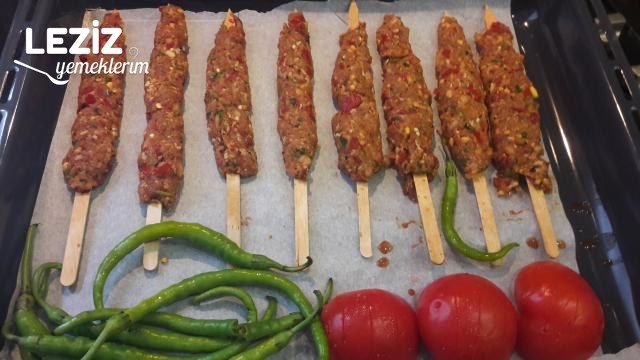 Bulgur Pilavlı Çöp Şiş Köfte