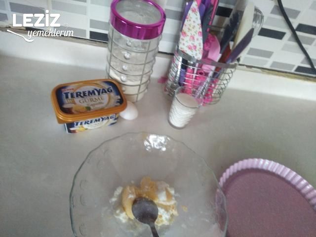 Kremalı Tart Tarifi