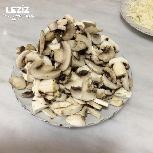 Bazlamadan Pratik Vejetaryen Pizza