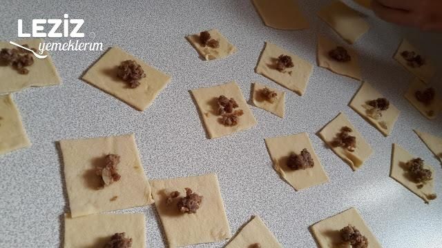 Fırışka (Üçgen Mantı)