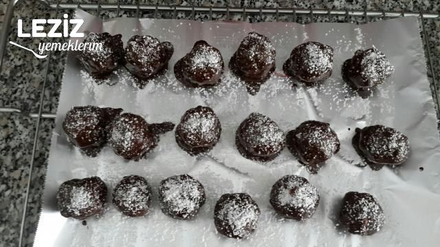 Nefis Çikolatalı Toplar