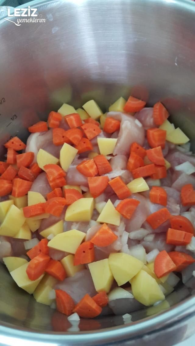 Havuçlu Patatesli Tavuk Sote