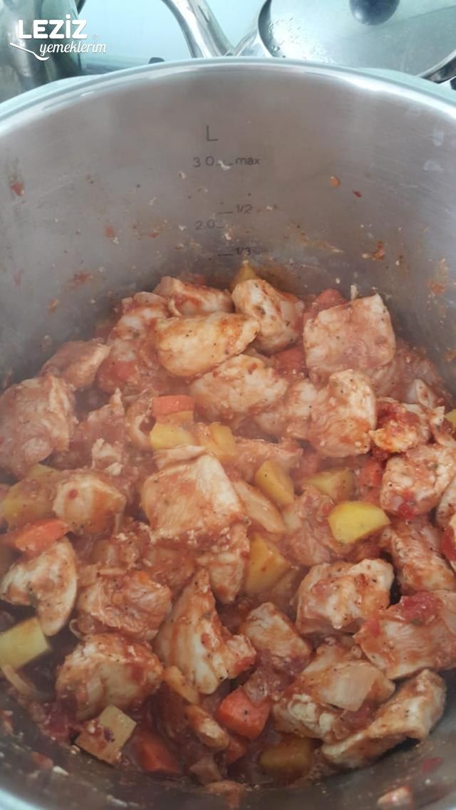 Havuçlu Patatesli Tavuk Sote