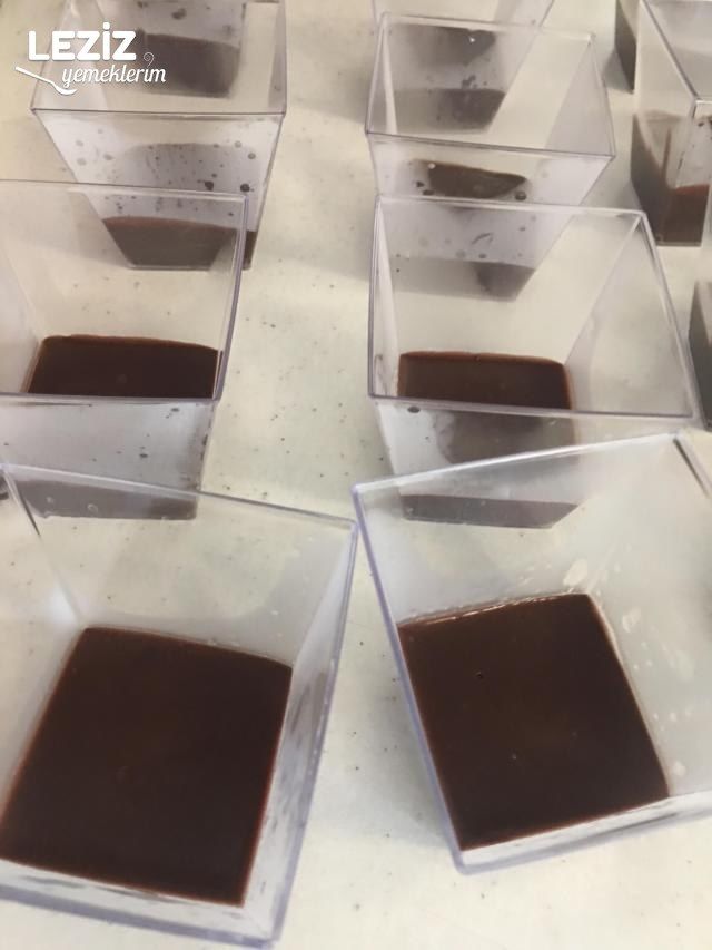 Mavi Haşhaşlı Sütlü Tatlı