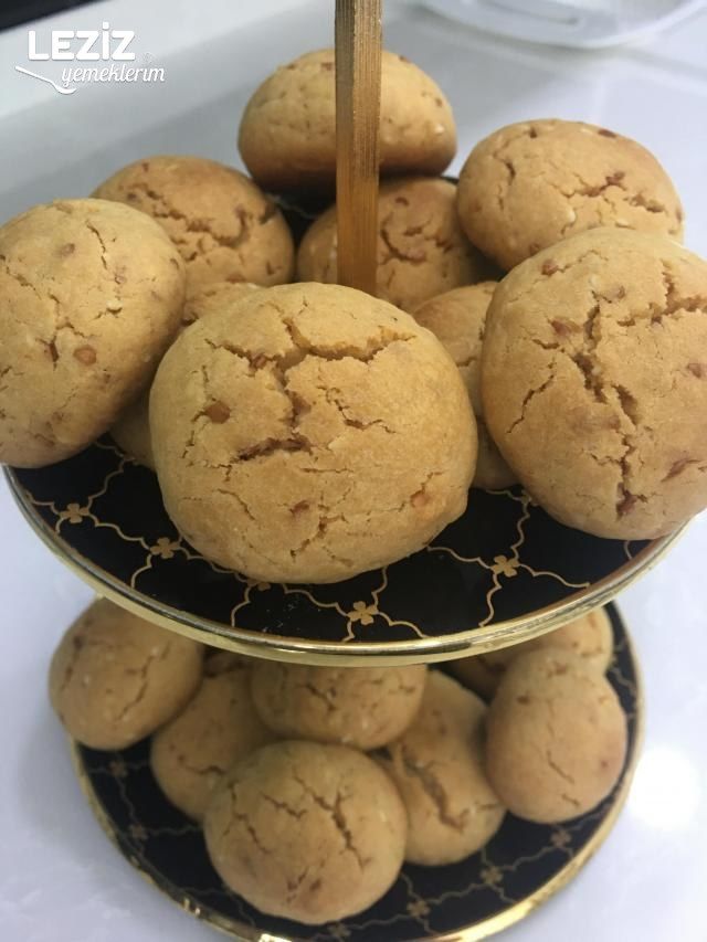 Kıyır Kıyır Gün Kurabiyesi