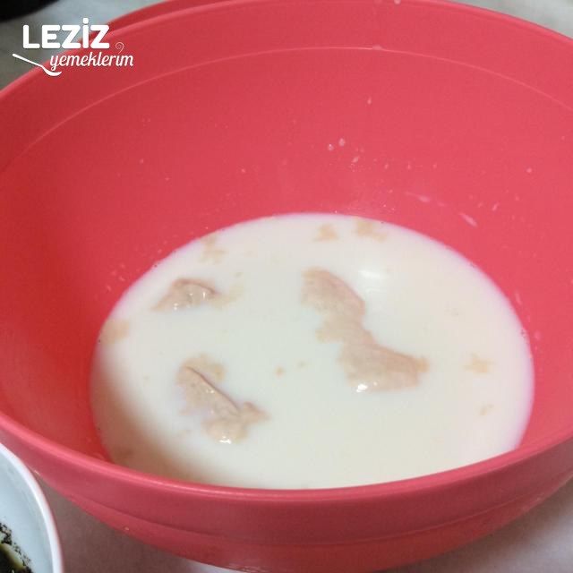 Zeytin Ezmeli Gül Poğaça