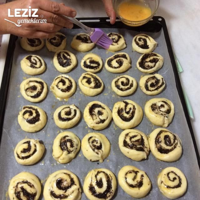 Zeytin Ezmeli Gül Poğaça