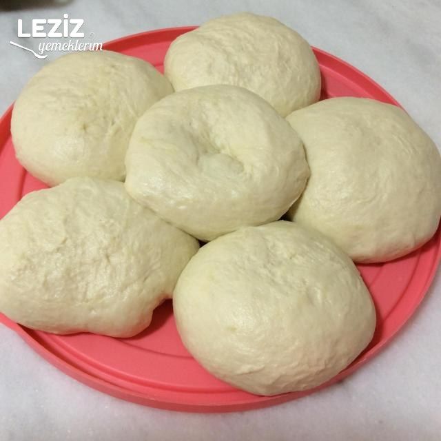 Zeytin Ezmeli Gül Poğaça