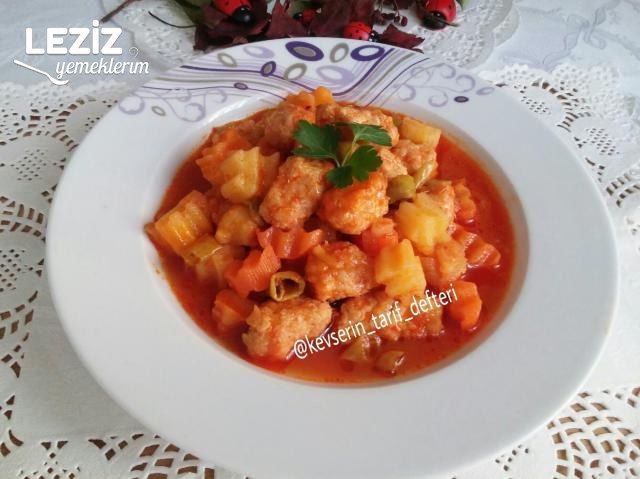 Lezzetli Tavuklu Sulu Köfte