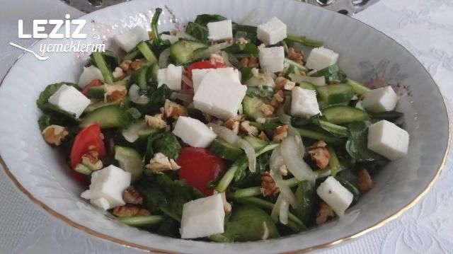 Lezzetli Roka Salatası