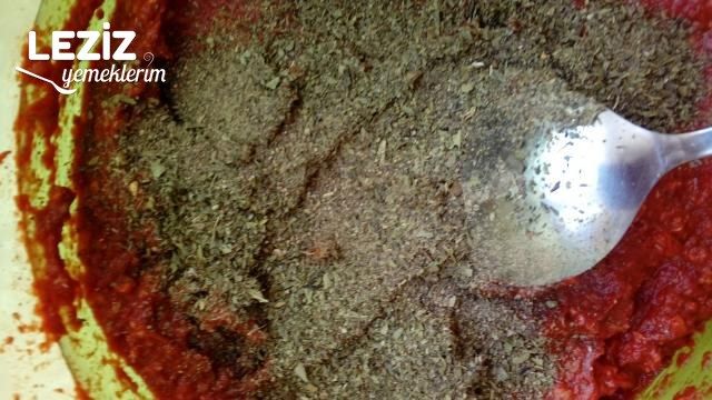 Muhammara (Şahane Bir Kahvaltılık)