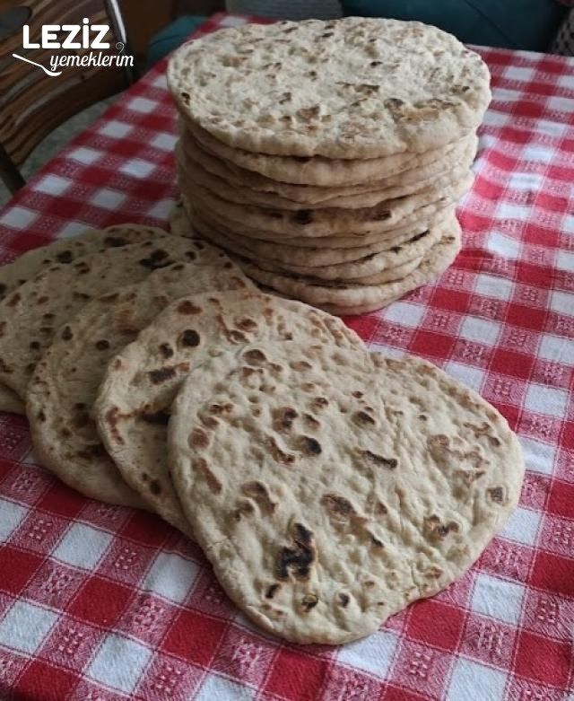 Annemin Ellerinden Köy Ekmeği