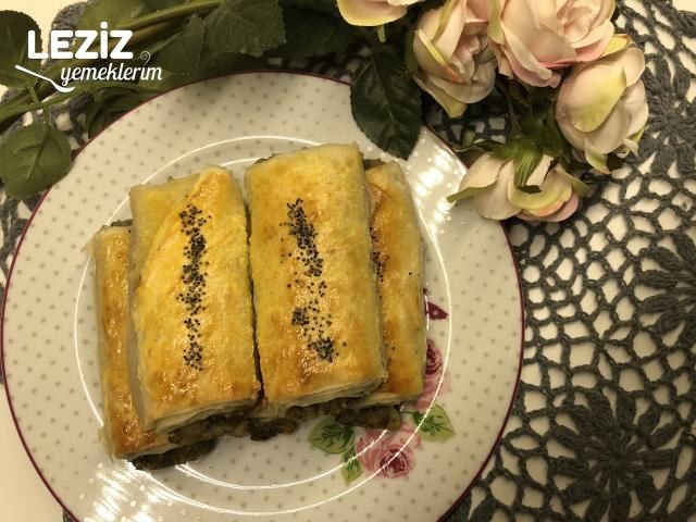 Sirkeli Mercimekli Çıtır Börek