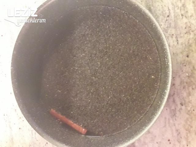 Kuru Reyhan İle Kaynatılarak Reyhan Şerbeti