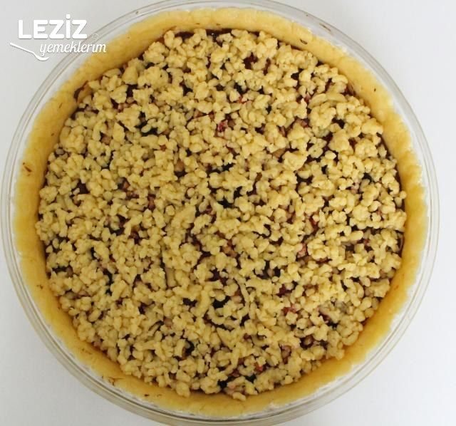 Pudingli Vişne Parçalı Turta