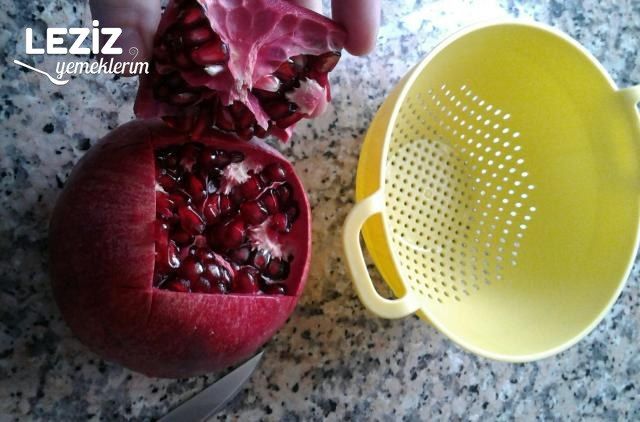 Nar En Kolay Nasıl Ayıklanır