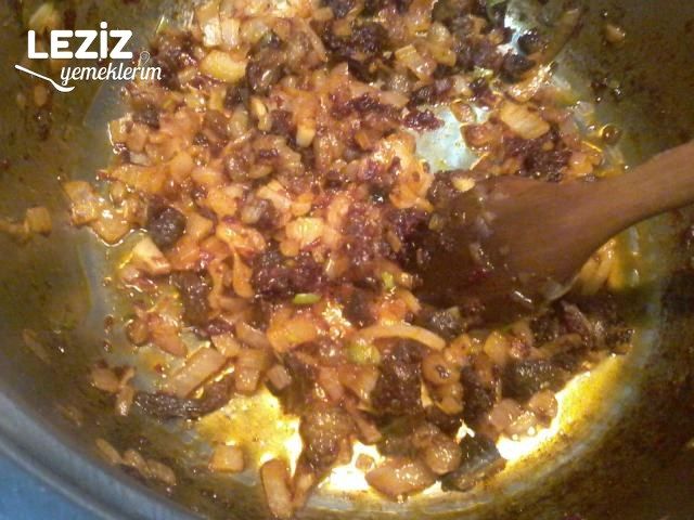 Nefis Soğanlı Et Kavurması