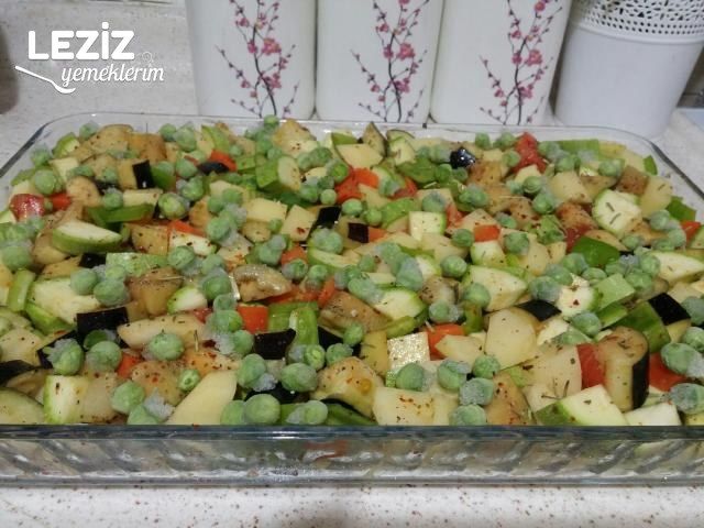 Fırında Bol Sebzeli Graten (Hiç Kızartmadan)