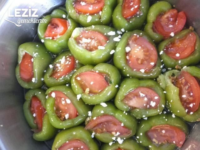 Zeytinyağlı Biber Dolması Nasıl Yapılır (Detaylı Anlatım)