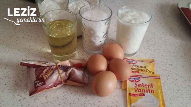 Vişneli Kakaolu Muffinler