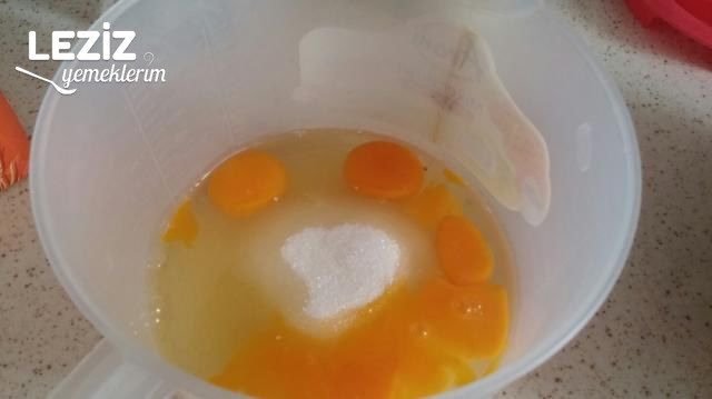 Vişneli Kakaolu Muffinler