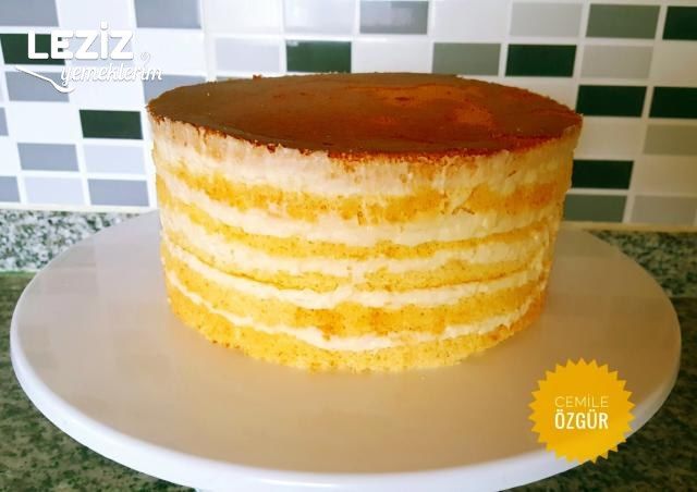 Meyveli Yaş Pasta Tarifi, Nasıl Yapılır