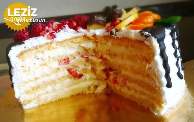 Meyveli Yaş Pasta Tarifi, Nasıl Yapılır