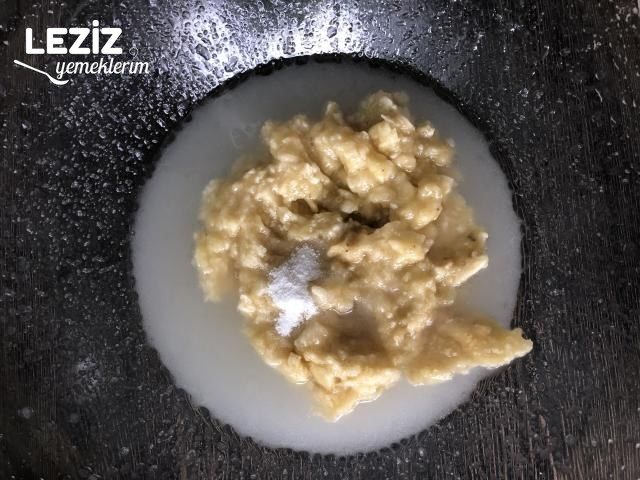 Muzlu Kek Tarifi (Banana Bread)