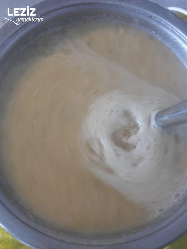 Sütlü Mercimek Çorbası Nasıl Yapılır?