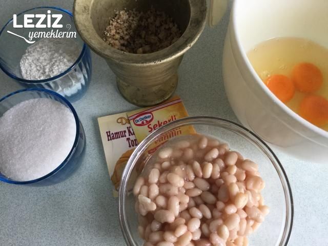 Kuru Fasulyeli Kek Leziz Yemeklerim
