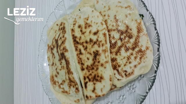Tavada Ispanaklı D Börek (El Açması)