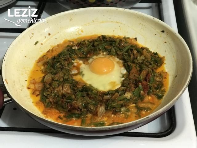 Ispanak Sapı / Kökü Kavurması