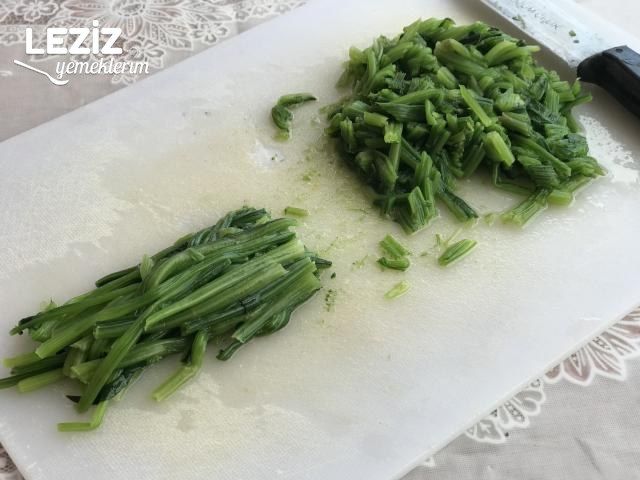 Ispanak Sapı / Kökü Kavurması