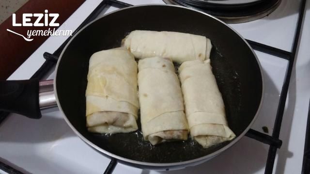 Kıymalı Mantarlı Börek