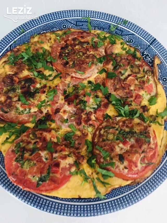 Nefis Domatesli Yumurta Tarifi