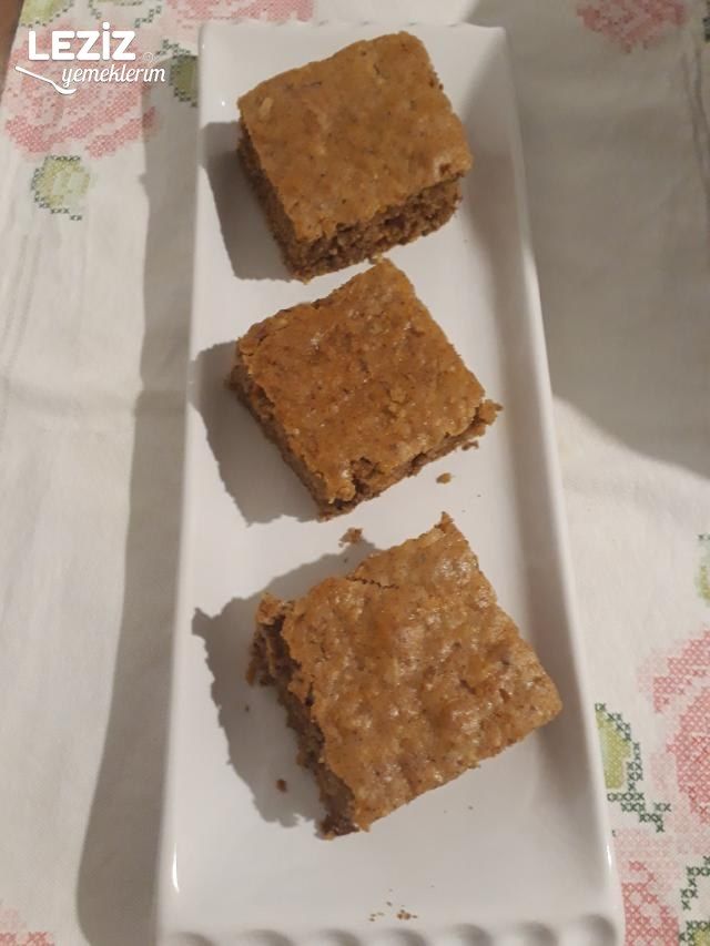 Havuçlu Tarçınlı Cevizli Kek Tarifi