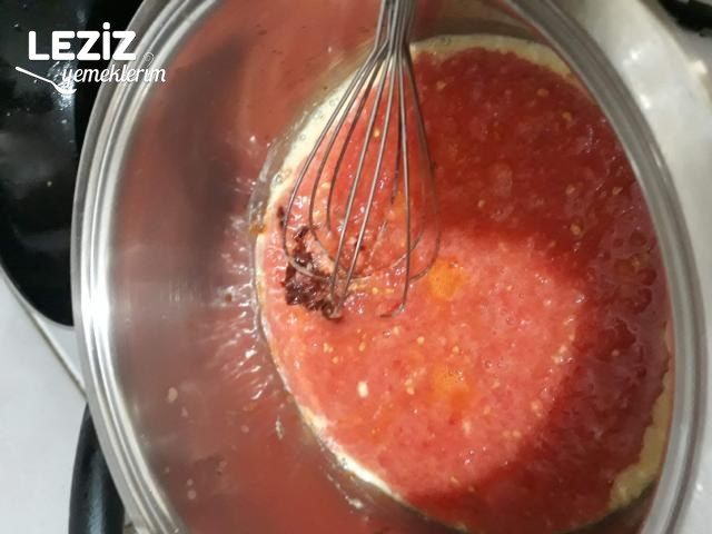 Makarnalı Domates Çorbası