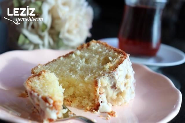 Beyaz Çikolatalı Limonlu Kek