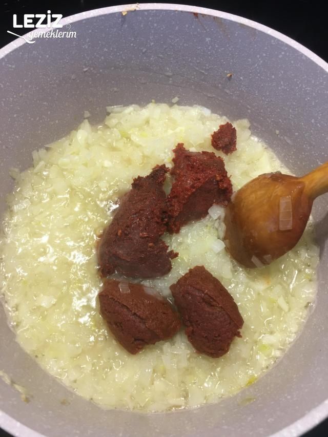 Kuru Patlıcan Dolması