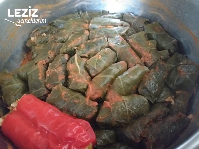 Kara Lahana Dolması