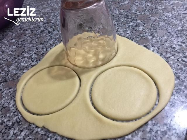 Tırtıl Elmalı Turta