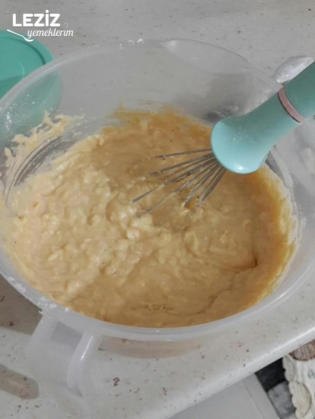 Kek Görünümlü Börek (Mutlaka Deneyin)